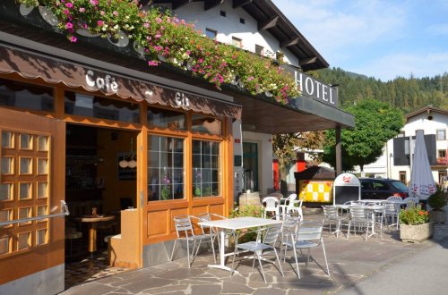 Scol Sporthotel Zillertal léto