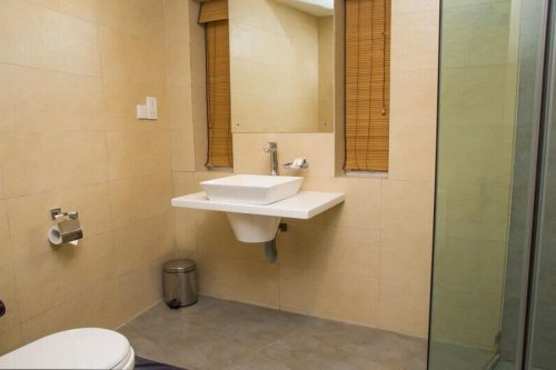 CAMELOT BEACH HOTEL 3