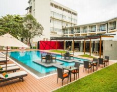 CAMELOT BEACH HOTEL 3