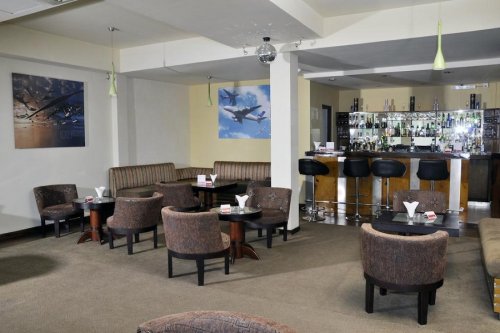 RAMADA KATUNAYAKE HOTEL 4