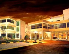 RAMADA KATUNAYAKE HOTEL 4  