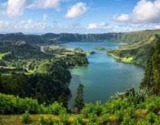 SILVESTR NA AZORÁCH - oceán, termály a turistika