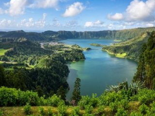 SILVESTR NA AZORÁCH - oceán, termály a turistika