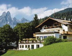 Hotel Alpenkrone Filzmoos léto