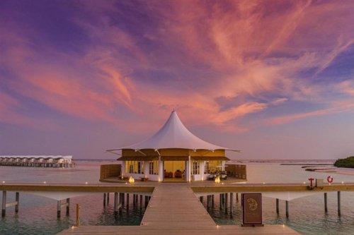 Cinnamon Hakuraa Huraa Maldives