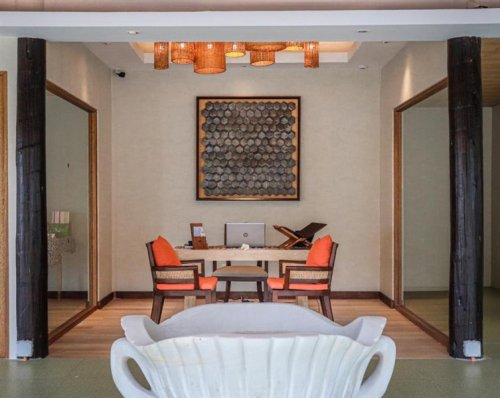 Cinnamon Hakuraa Huraa Maldives