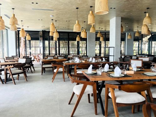 Albánie - Hotel Alexander Resort