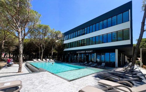 Albánie - Hotel Alexander Resort