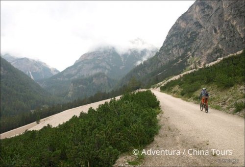 Sextenské Dolomity na kole