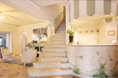 Hotel Mignon s bazénem