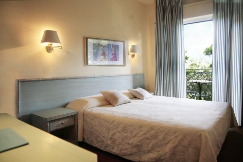 Hotel Mignon s bazénem