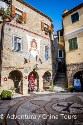 Silvestr na kole na italsko-francouzské Riviéře