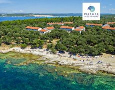 Resort Lanterna (apartmány s polopenzí)