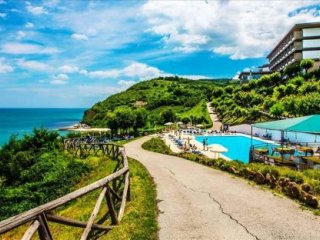 Hotel Capo Est Hotel Capo Est