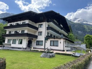 Hotel Cafe & Restaurant Haas