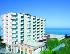 Grand Hotel AdriaticoS - Montesilvano