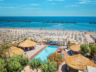 Grand Hotel Azzurra Grand Hotel Azzurra