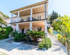 Appartamenti Procchio