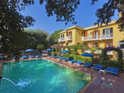 Hotel Cleopatra s bazénem