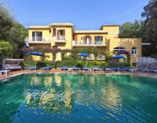 Hotel Cleopatra s bazénem