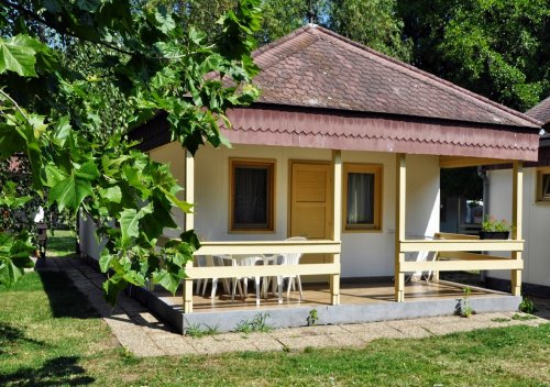 Balatontourist Camping & Bungalows Füred