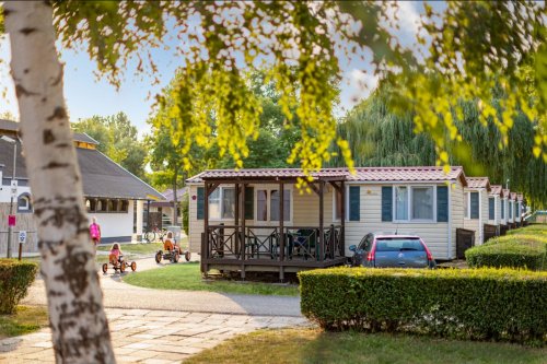 Balatontourist Camping & Bungalows Füred