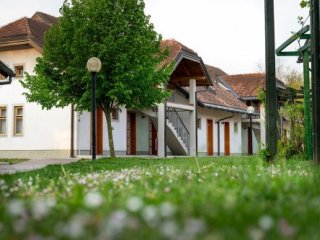 Hotel Village Hotel Village