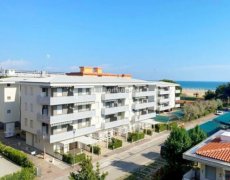 Condominio Diana Est