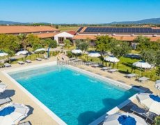 Delfino Tuscany Resort