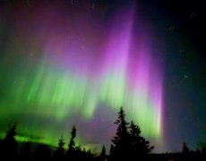 FINSKO S POLÁRNÍ ZÁŘÍ NAD HLAVOU