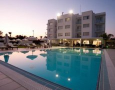 Frixos Suites S
