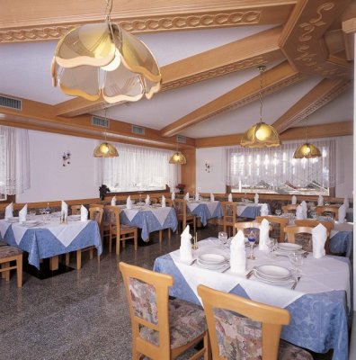 Hotel Sella Ronda + Dependance Serenella