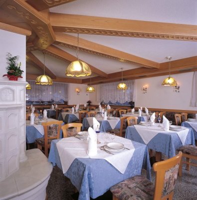 Hotel Sella Ronda + Dependance Serenella