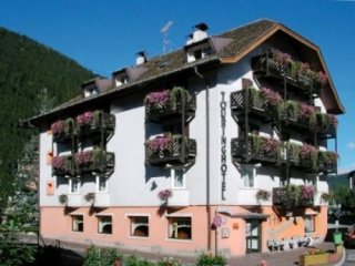 Hotel Touring Predazzo