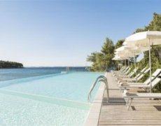 Crvena Luka Resort (pokoje)