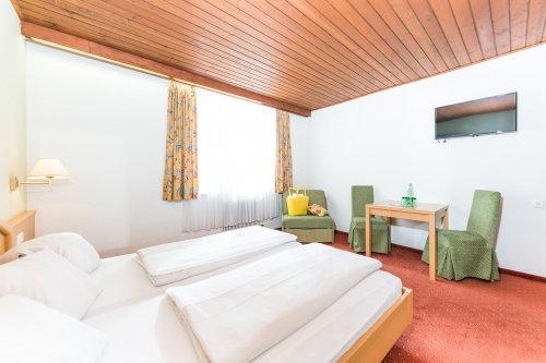 Hotel Zur Post Döbriach