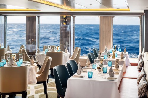 Antarctic Express: Sail South, Fly North (World Voyager)