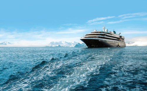 Antarctic Peninsula: Crossing the Circle (World Voyager)