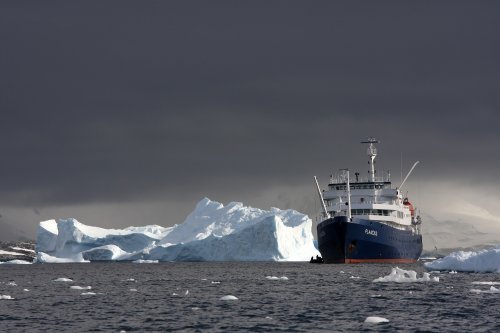 Basecamp (m/v Plancius)