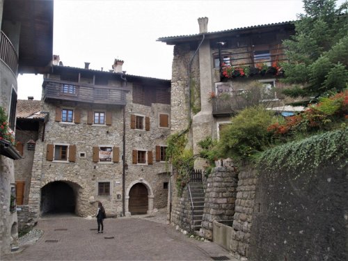 ITÁLIE - okolí jezera Lago di Garda