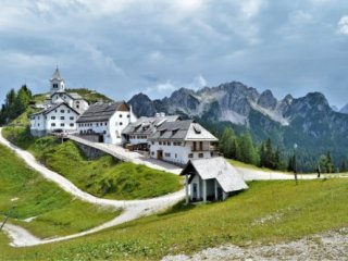 Slovinsko - Julské Alpy, Slovinský Kras Slovinsko - Julské Alpy, Slovinský Kras