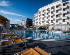 Hotel David