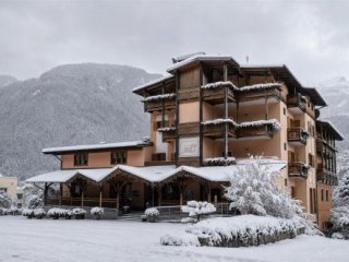 Hotel Job Hotel Job