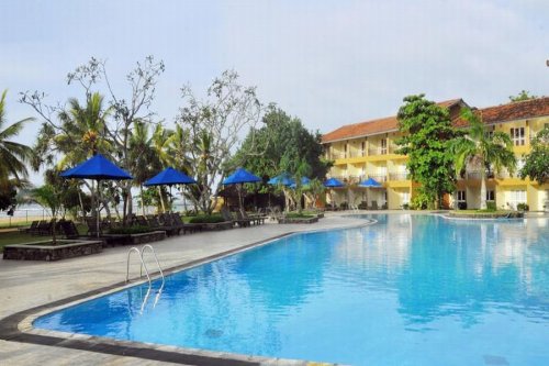 THE PALMS HOTEL 4