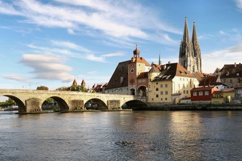 Hotel Holiday Inn Express, Regensburg - vlakem