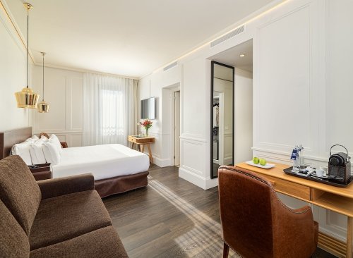 H10 Montcada 4, Barcelona - letecky, 4 dny