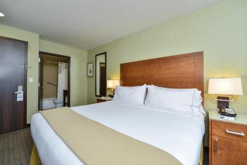 Holiday Inn Express Manhattan Midtown West 3, New York