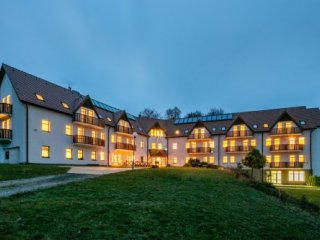 Hotel Pytloun Hasištejn, Místo, Akční wellness relax v týdnu (5 nocí) Hotel Pytloun Hasištejn, Místo, Akční wellness relax v týdnu (5 nocí)