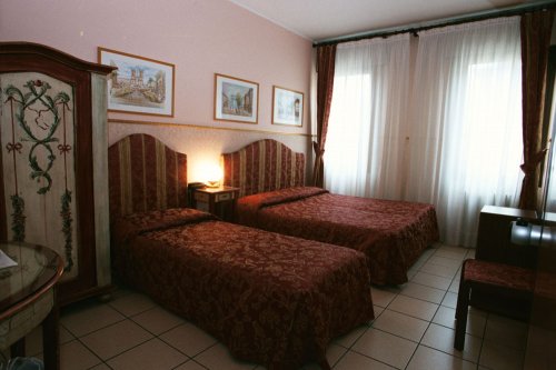 Hotel Ariston 3, Benátky-Mestre, letecky