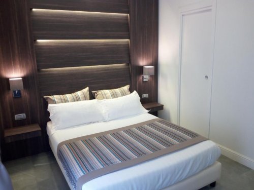 Hotel Palazo Firenze 4 , Neapol, 3 dny